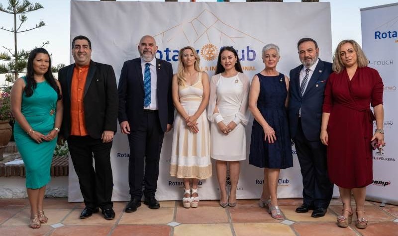 An environmentalist has been granted an honorary membership in the Marbella Rotary Club in recognition of their work in pollution control.